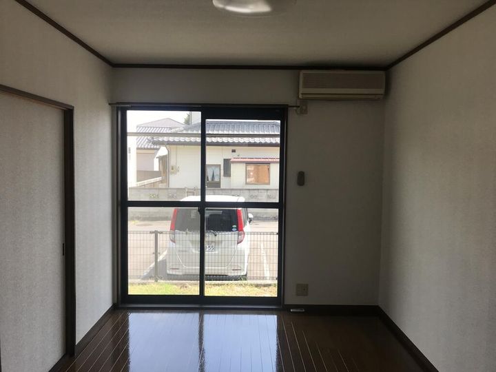福島県郡山市富田町字舘南(アパート)の賃貸物件の居間