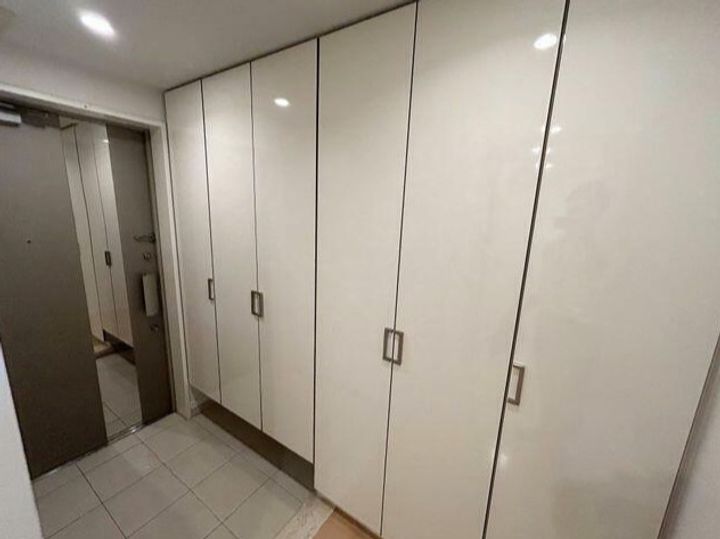 東京都新宿区高田馬場4(マンション)の賃貸物件の玄関