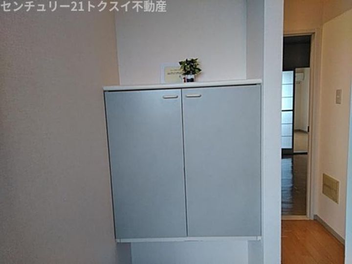 千葉県佐倉市上座(アパート)の賃貸物件の玄関