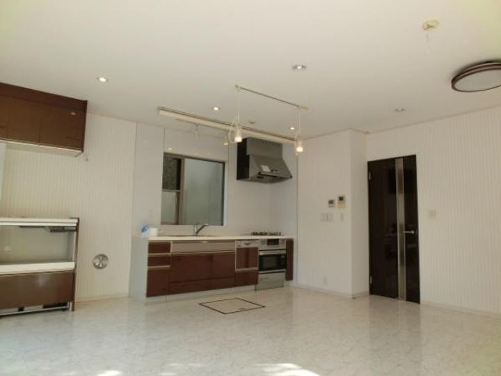 東京都杉並区成田西2(一戸建)の賃貸物件の居間