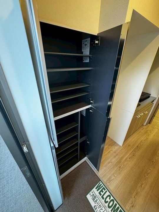東京都町田市相原町(アパート)の賃貸物件の玄関