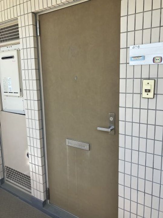 アメニティ西八王子の玄関