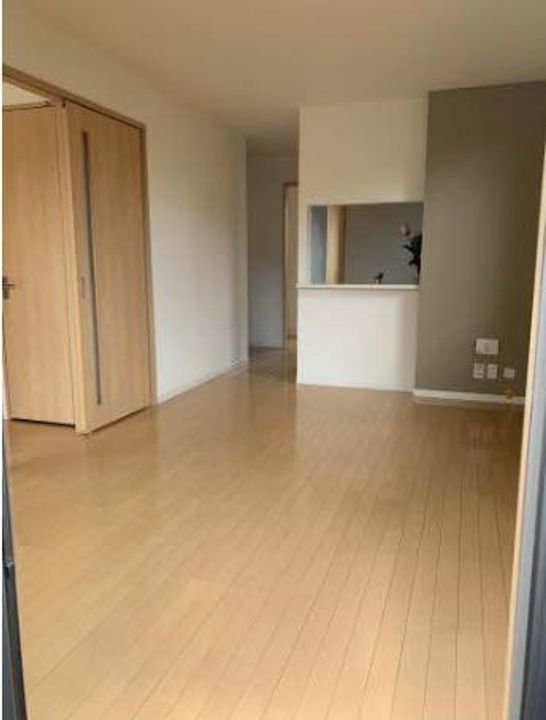 広島県福山市川口町4丁目の賃貸アパートの居間