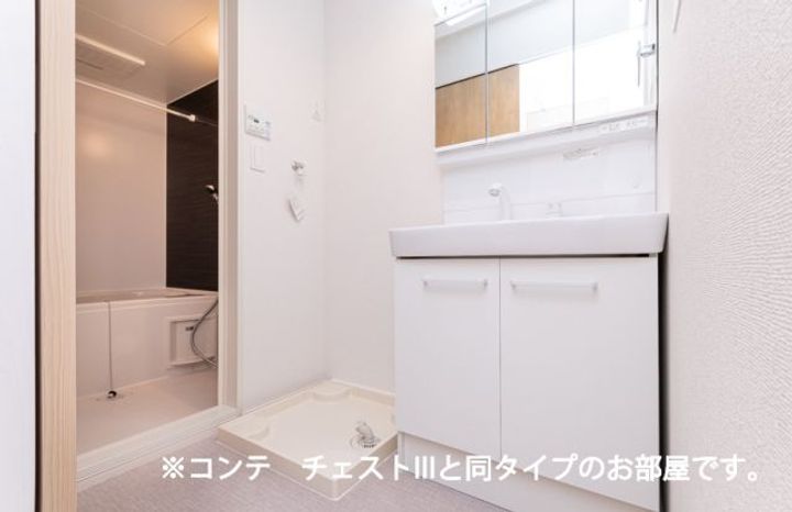 CARNABY(カーナビー)の内装