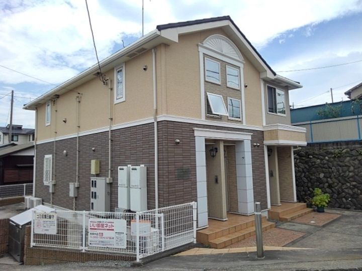 神奈川県伊勢原市桜台2(アパート)の賃貸物件の外観