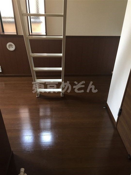 東京都新宿区上落合3(アパート)の賃貸物件の居間