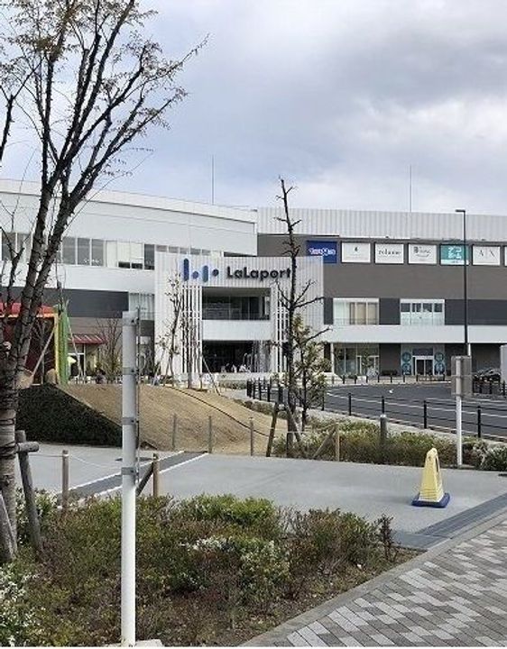 フローレンスの周辺