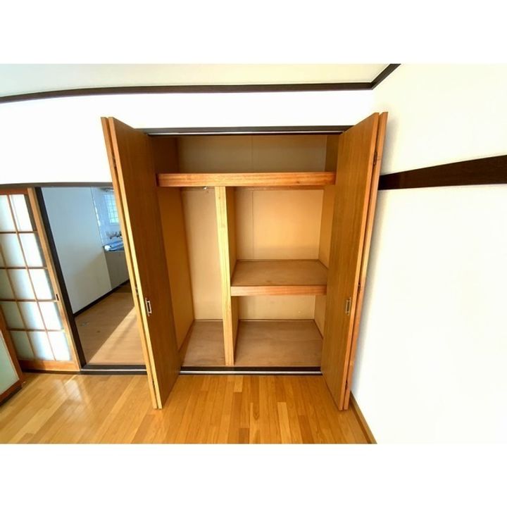 シェリールIIの内装