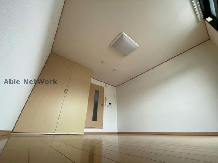 プライマリーレジデンス行田市駅前の居間