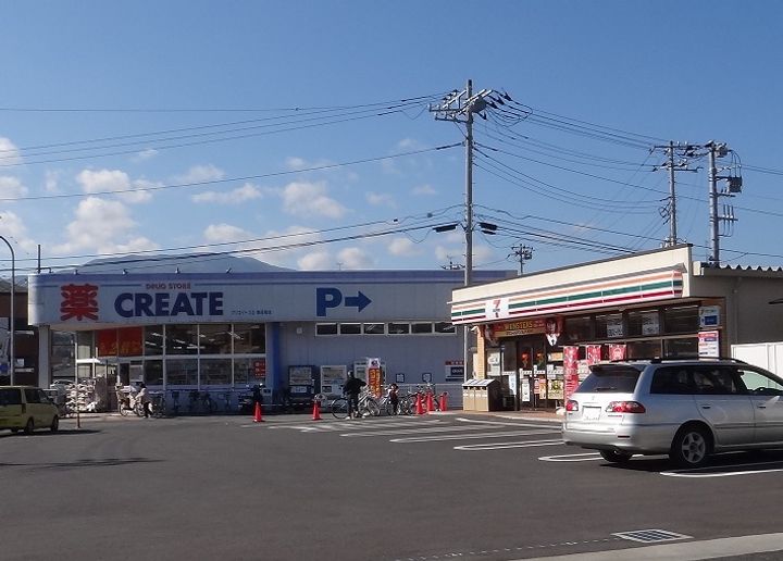 カークランドIの周辺