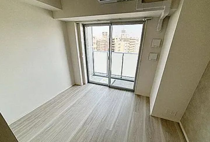 パークアクシス横浜阪東橋の居間