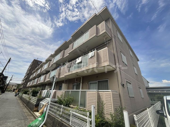 千葉県船橋市本中山5(マンション)の賃貸物件の外観