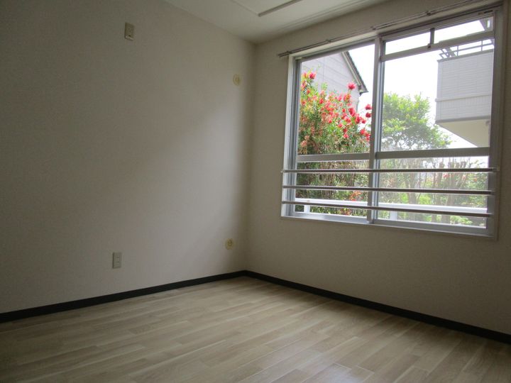 オークパレス川尻の内装