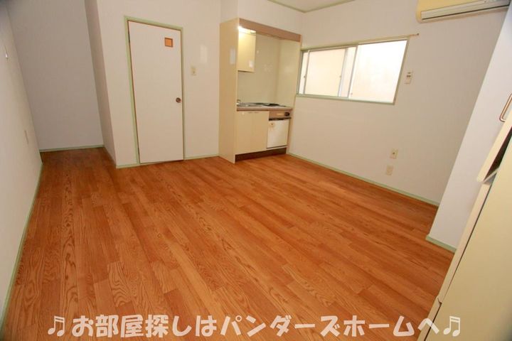 甲斐田TSコーポの居間