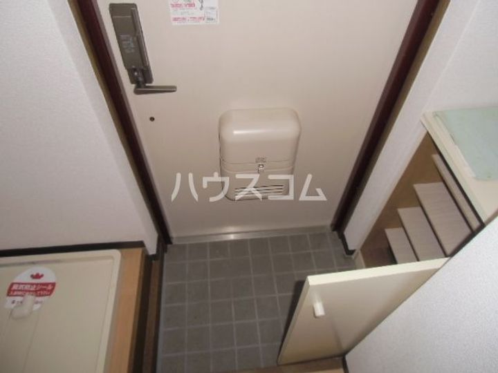 ドミールVIの玄関