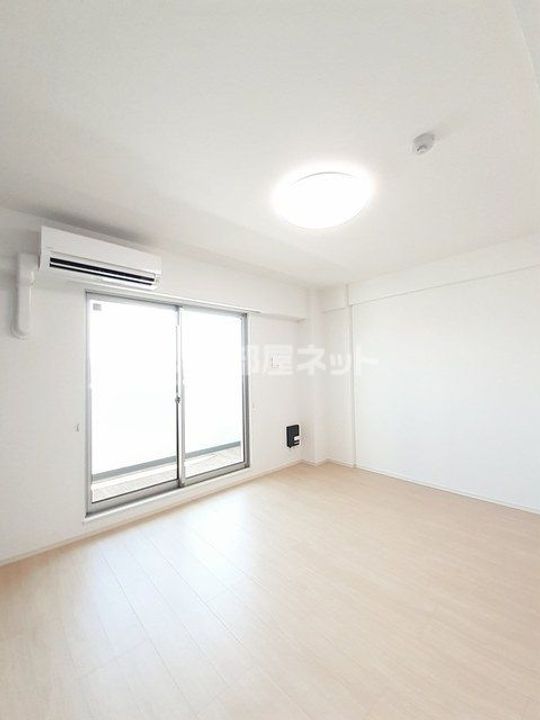 メルベージュ岸の居間