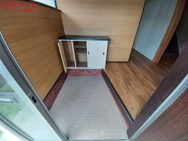 三重県四日市市桜町(一戸建)の賃貸物件の玄関