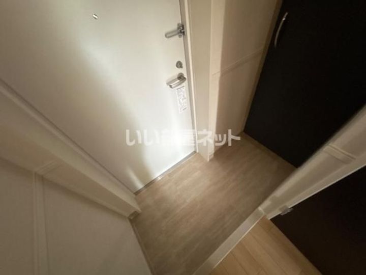 グレイスコートの玄関