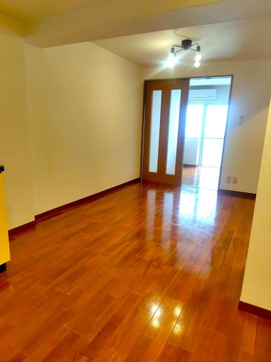 東京都港区南青山4(マンション)の賃貸物件の内装