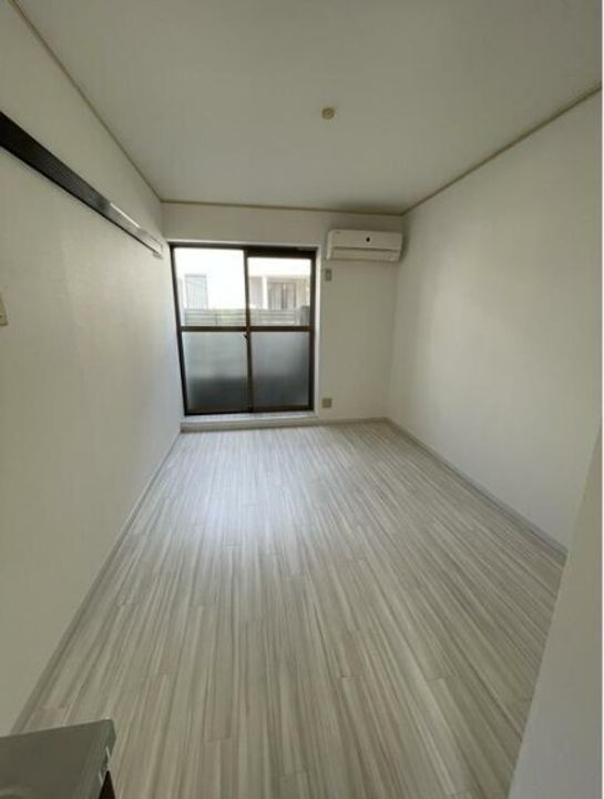 東京都大田区田園調布本町(マンション)の賃貸物件の居間