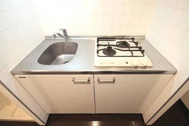 東京都千代田区内神田3(マンション)の賃貸物件のキッチン