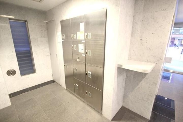 東京都千代田区内神田3(マンション)の賃貸物件の地図