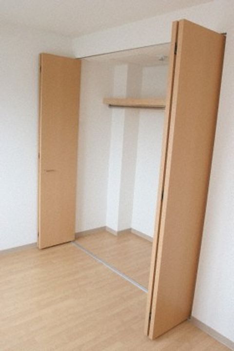 アイルの内装