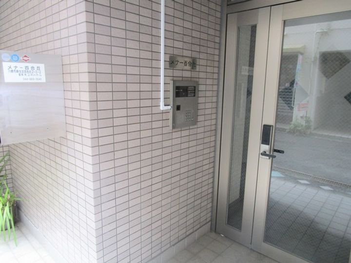 メナー百合丘の地図