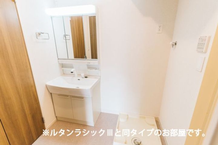 上安3丁目アパート(027642601)の内装