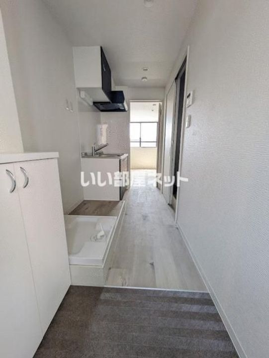 埼玉県狭山市新狭山3(マンション)の賃貸物件の玄関