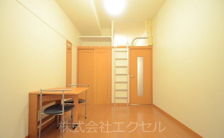 東京都八王子市小宮町(アパート)の賃貸物件の居間