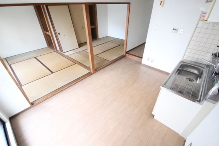 ブランシェ牛田の居間