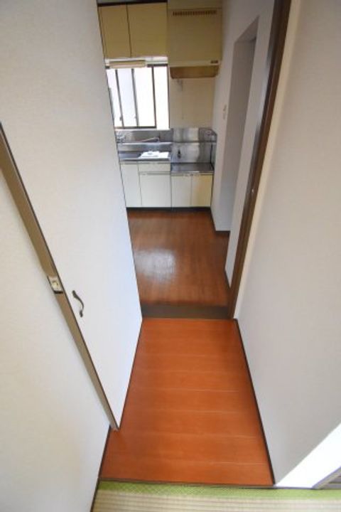 細川メゾンの玄関