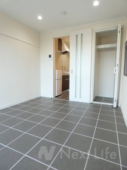 神奈川県川崎市麻生区岡上6(アパート)の賃貸物件の居間