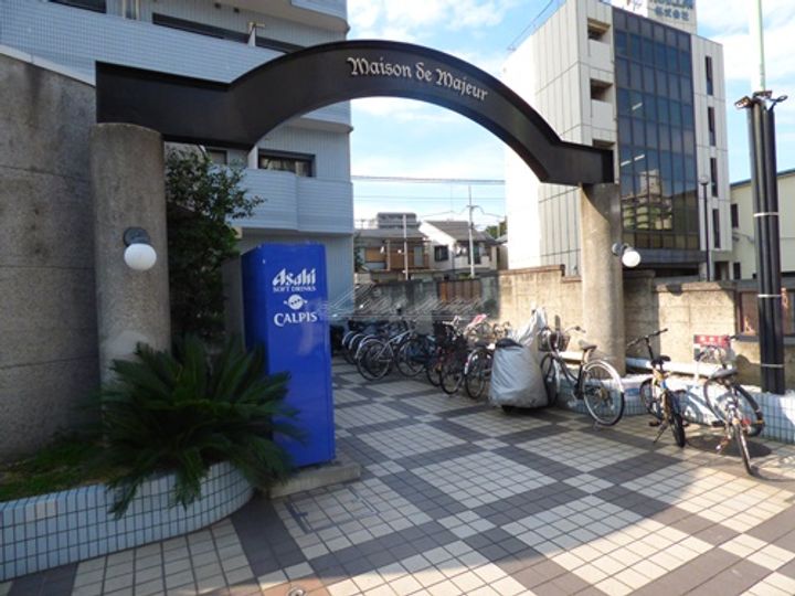 神奈川県横浜市神奈川区子安通3(マンション)の賃貸物件の地図