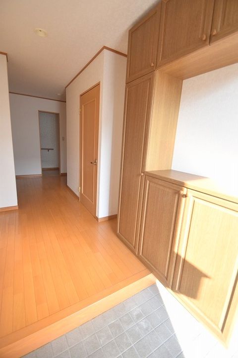 広島県広島市東区曙1(一戸建)の賃貸物件の玄関