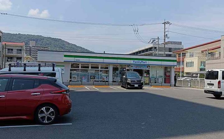 香川県高松市栗林町3(一戸建)の賃貸物件の周辺