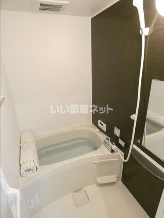 ブランネージュ理科大前の風呂