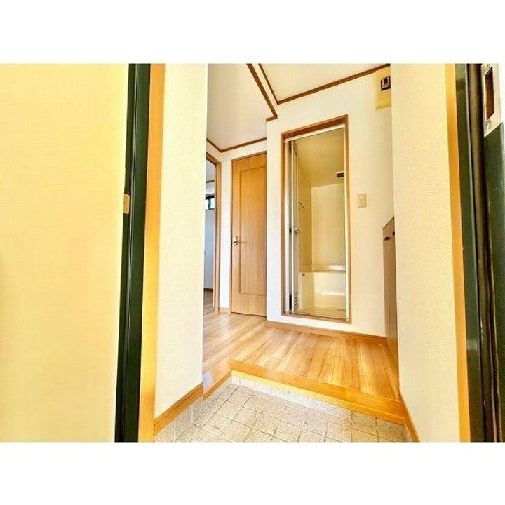 ラ・ピッコロの玄関