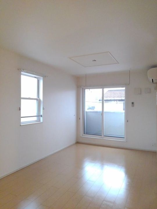 福島県福島市町庭坂字内町(アパート)の賃貸物件の居間