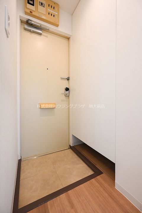 東京都世田谷区梅丘1(アパート)の賃貸物件の玄関
