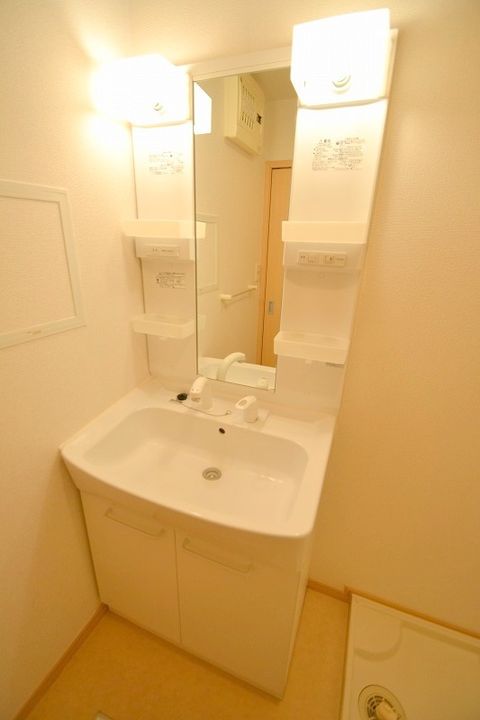 クレメントの内装