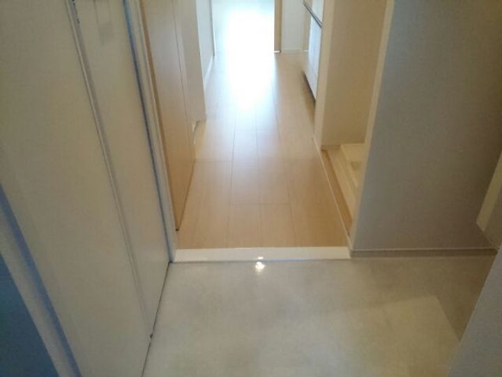 大阪府守口市八雲北町3(マンション)の賃貸物件の玄関