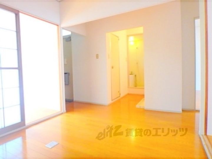 KMハイツの居間