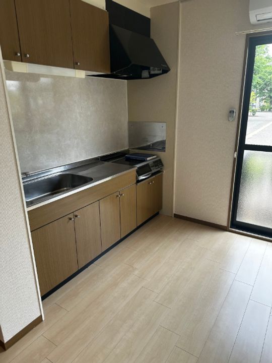 ロイヤルタウン三条 八番館のキッチン