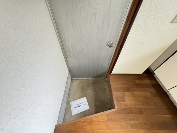 コーポおおかわらの玄関