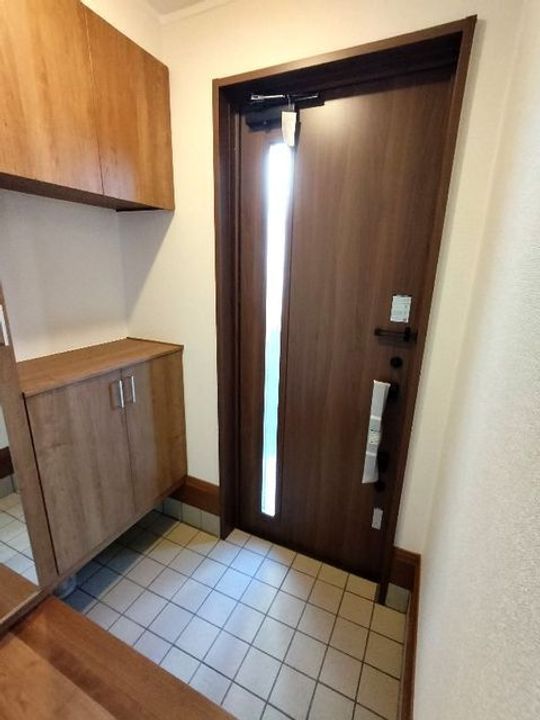 兵庫県芦屋市三条町(一戸建)の賃貸物件の玄関