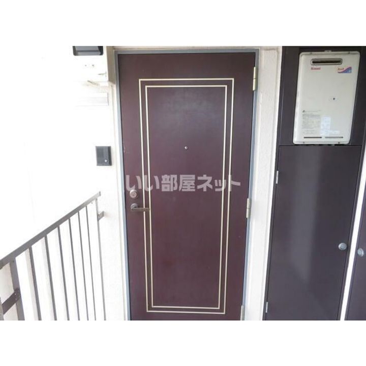 埼玉県熊谷市鎌倉町(マンション)の賃貸物件の玄関