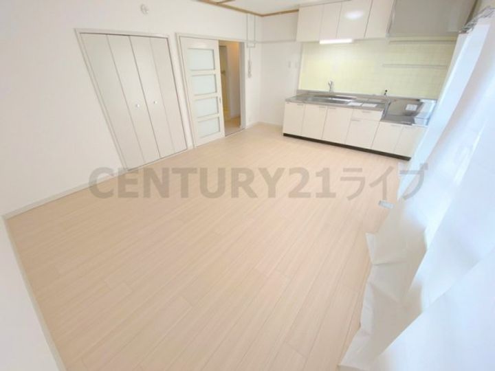 中山五月台3号棟の居間