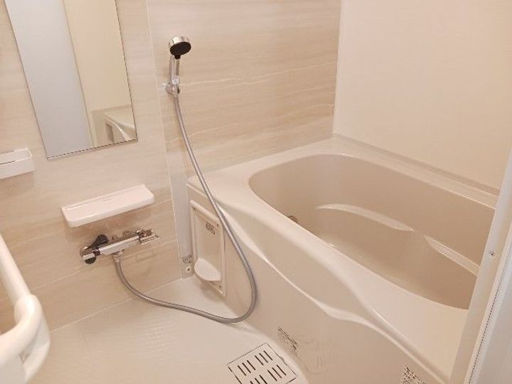 愛知県あま市中萱津出口(アパート)の賃貸物件の風呂